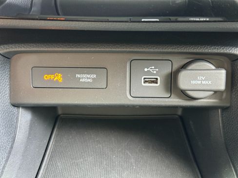 Used 2023 Honda Civic Sport image 25