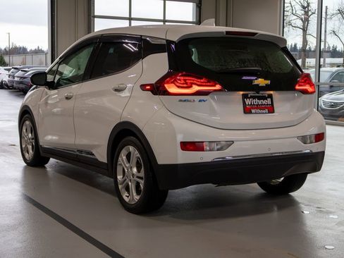 Used 2017 Chevrolet Bolt LT image 9