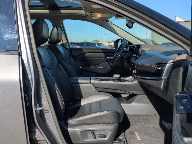 Certified 2023 Nissan Rogue SL w/ SL Premium Package AWD/4WD image 32