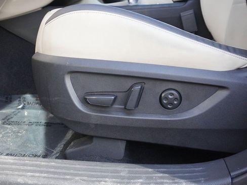 Used 2022 INFINITI QX50 Essential w/ Cargo Package image 37