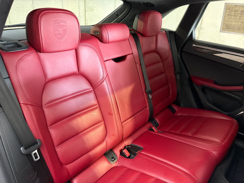 Certified 2023 Porsche Macan GTS AWD/4WD image 28