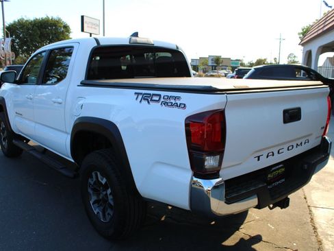 Used 2019 Toyota Tacoma TRD Off-Road RWD image 36