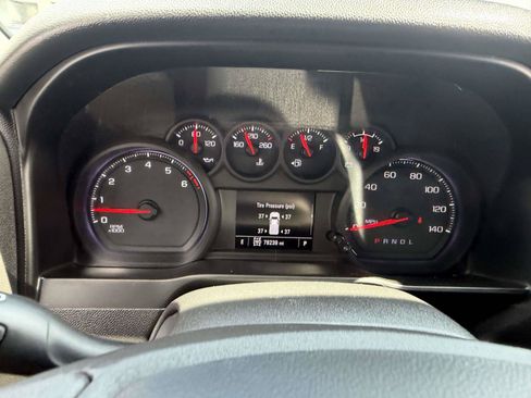 Used 2020 Chevrolet Silverado 1500 Custom w/ Custom Value Package AWD/4WD image 24