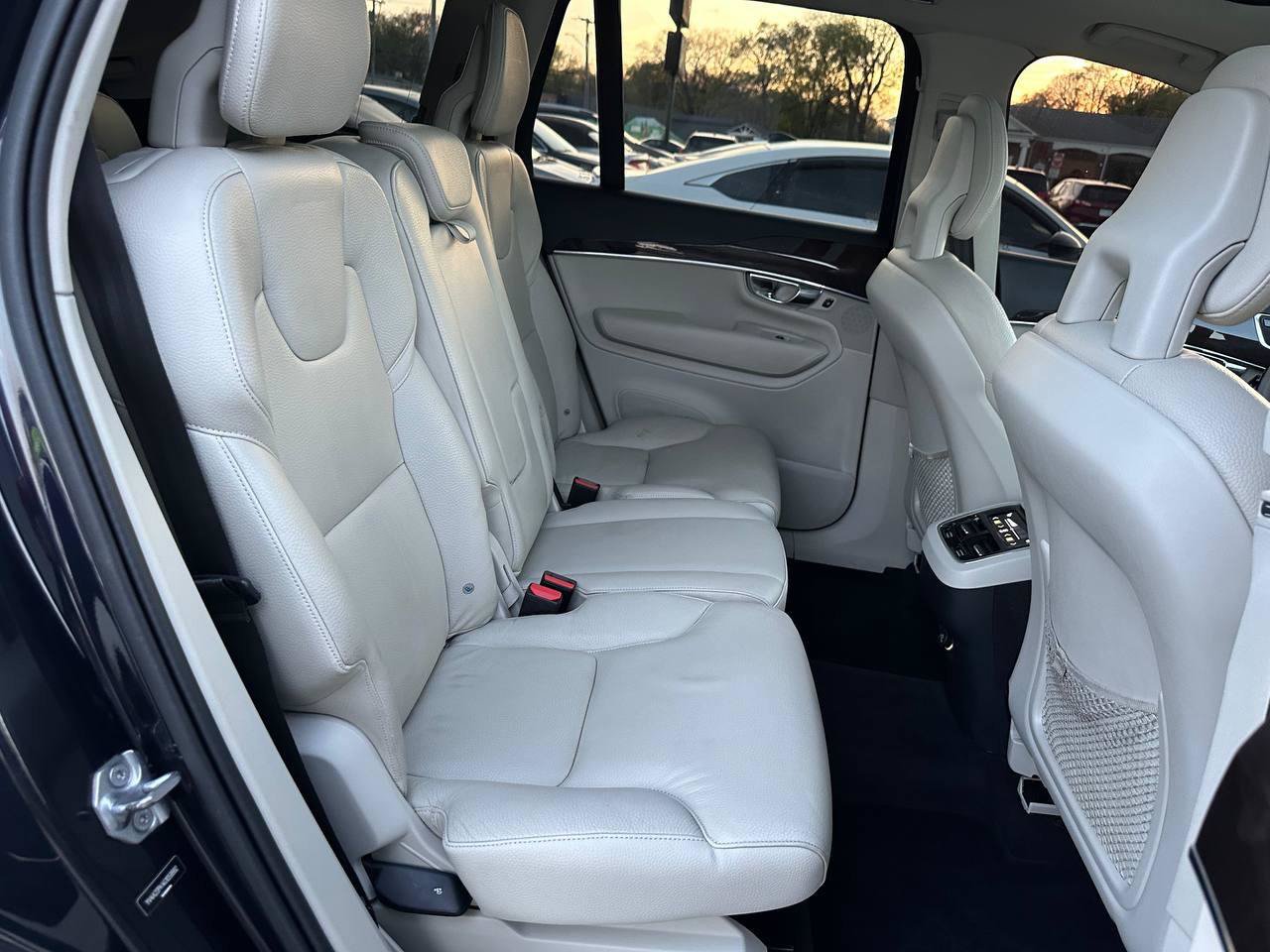 Used 2016 Volvo XC90 T6 Momentum w/ Protection Package Plus AWD/4WD image 37