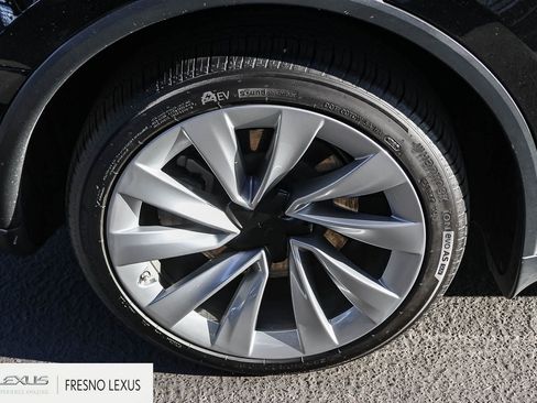 Used 2026 Tesla Model Y 2WD image 7