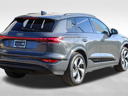 Certified 2025 Audi Q6 e-tron Premium Plus w/ Premium Plus image 9