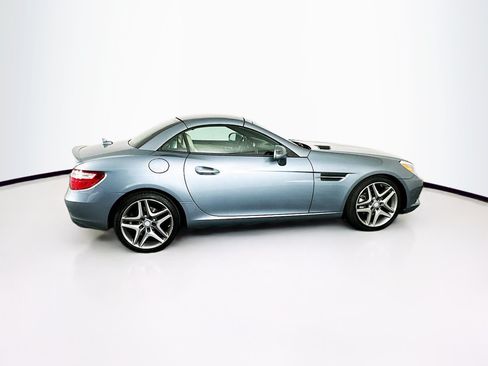 Used 2014 Mercedes-Benz SLK 250 image 10