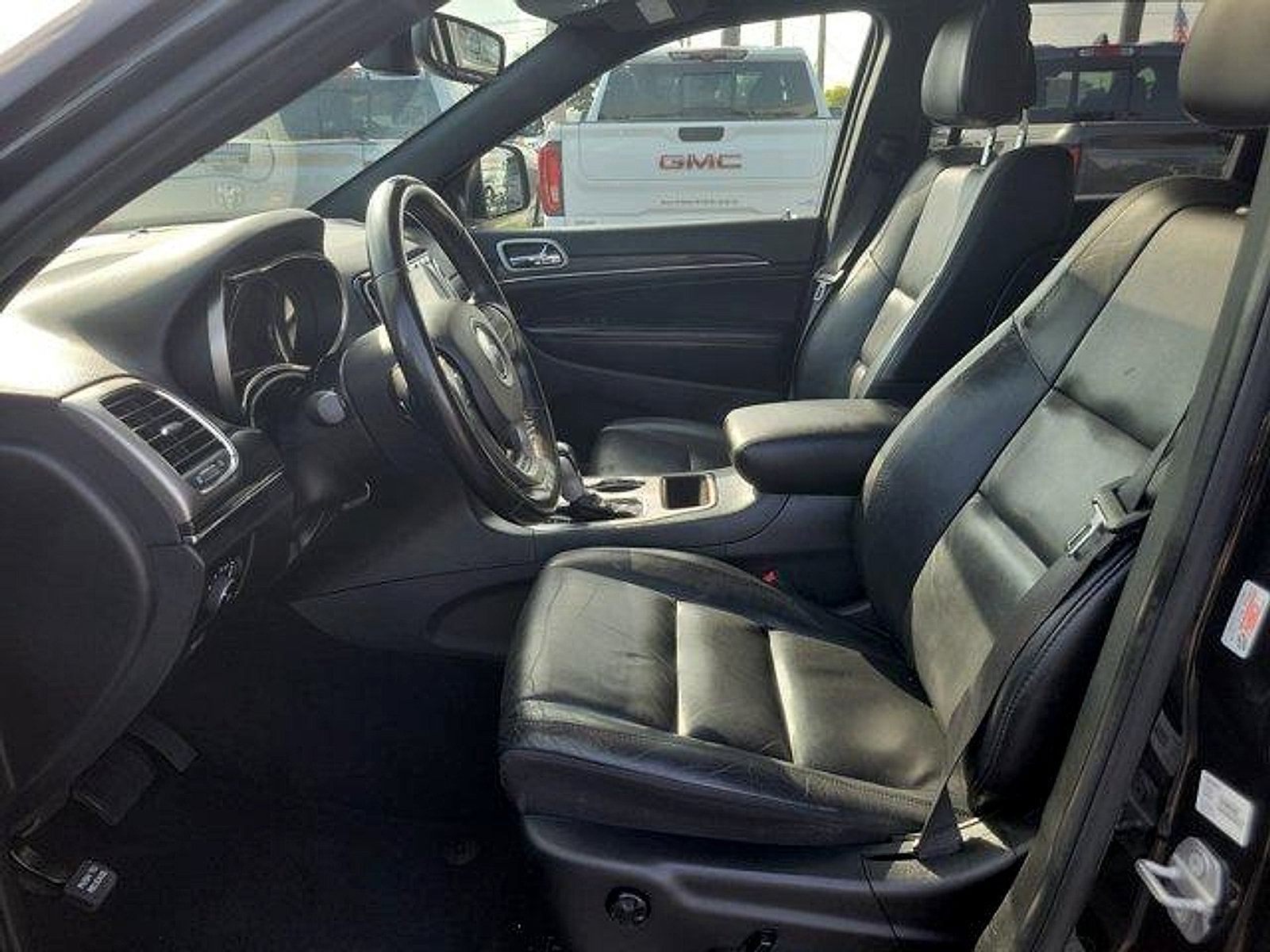 Used 2020 Jeep Grand Cherokee Limited RWD image 24