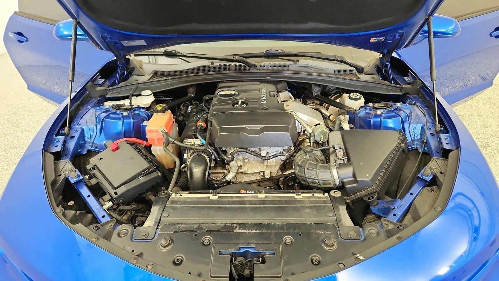 Used 2017 Chevrolet Camaro LT w/ Technology Package RWD image 44