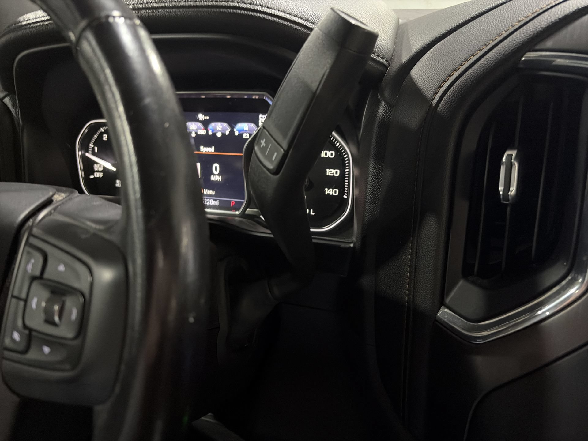 Used 2020 GMC Sierra 1500 AT4 w/ AT4 Premium Package AWD/4WD image 17