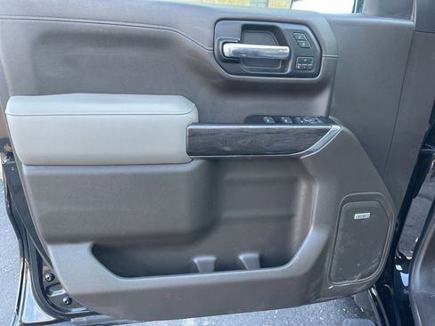 Used 2019 Chevrolet Silverado 1500 LTZ w/ LTZ Convenience Package image 20