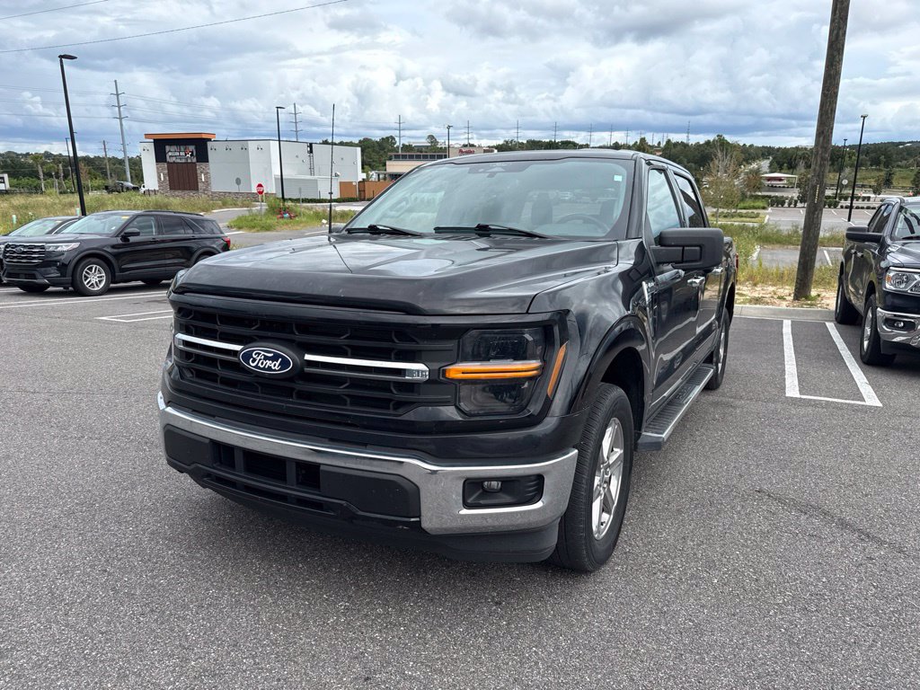 Used 2024 Ford F150 XLT w/ Mobile Office Package RWD image 5