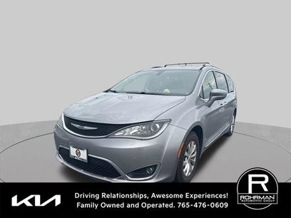 Used 2018 Chrysler Pacifica Touring-L