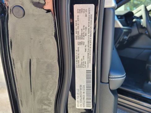 New 2025 Jeep Grand Cherokee L Limited w/ Black Appearance Package image 20