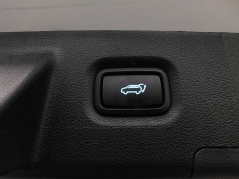 Used 2022 Hyundai Santa Fe Limited image 15