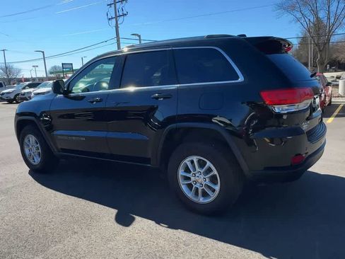 Used 2018 Jeep Grand Cherokee Laredo image 6
