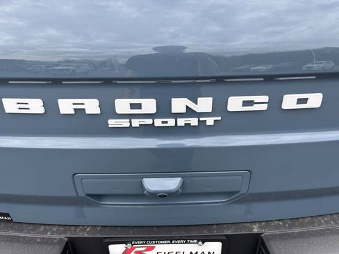 New 2026 Ford Bronco Sport Outer Banks w/ Outer Banks Tech Package+ AWD/4WD image 9