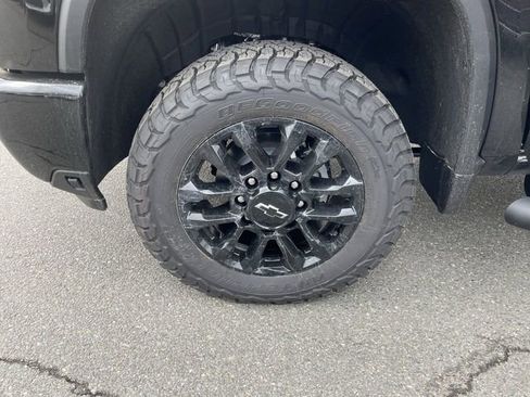 New 2026 Chevrolet Silverado 3500 LT w/ Trail Boss Package image 10