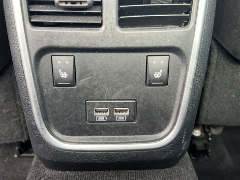 Used 2020 Dodge Charger SXT w/ Leather Interior Group image 26