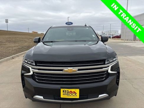 Used 2024 Chevrolet Suburban LT AWD/4WD image 8
