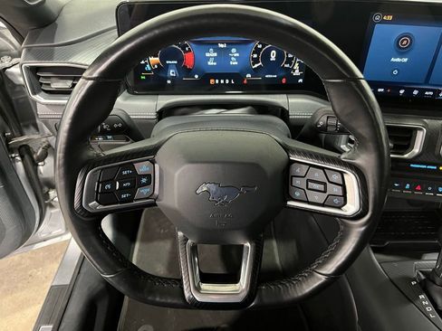 Used 2024 Ford Mustang Premium image 18