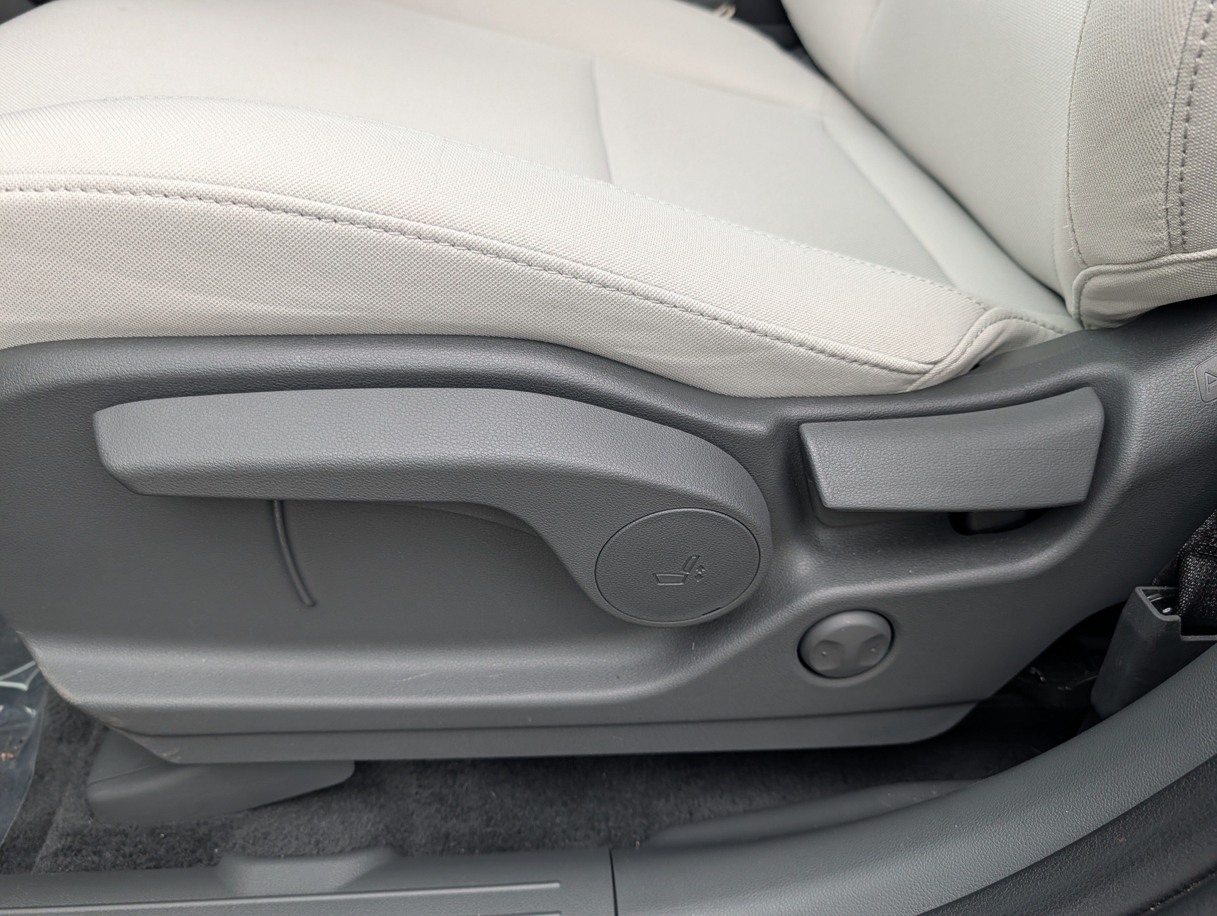 Used 2026 Hyundai Santa Fe SE AWD/4WD image 11