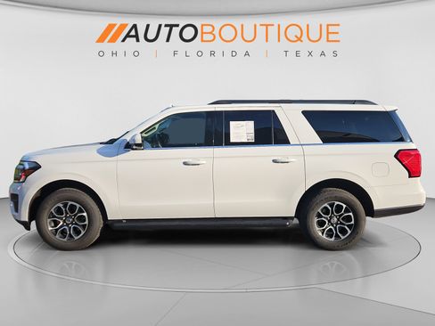 Used 2024 Ford Expedition Max XLT RWD image 2