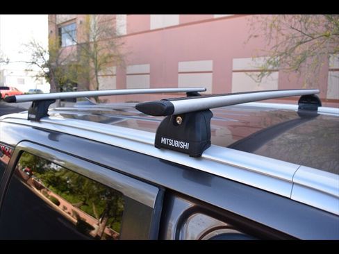 Used 2017 Mitsubishi Outlander SEL image 38