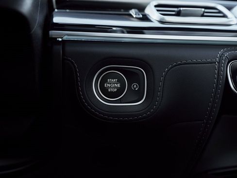 Used 2024 Mercedes-Benz GLS 63 AMG 4MATIC image 66