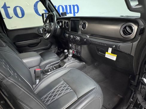 Used 2021 Jeep Wrangler Unlimited Rubicon image 11