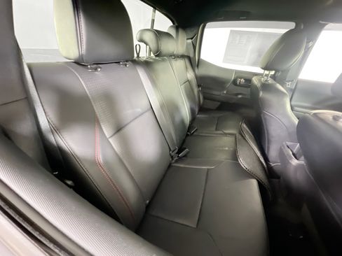 Used 2021 Toyota Tacoma TRD Pro AWD/4WD image 26