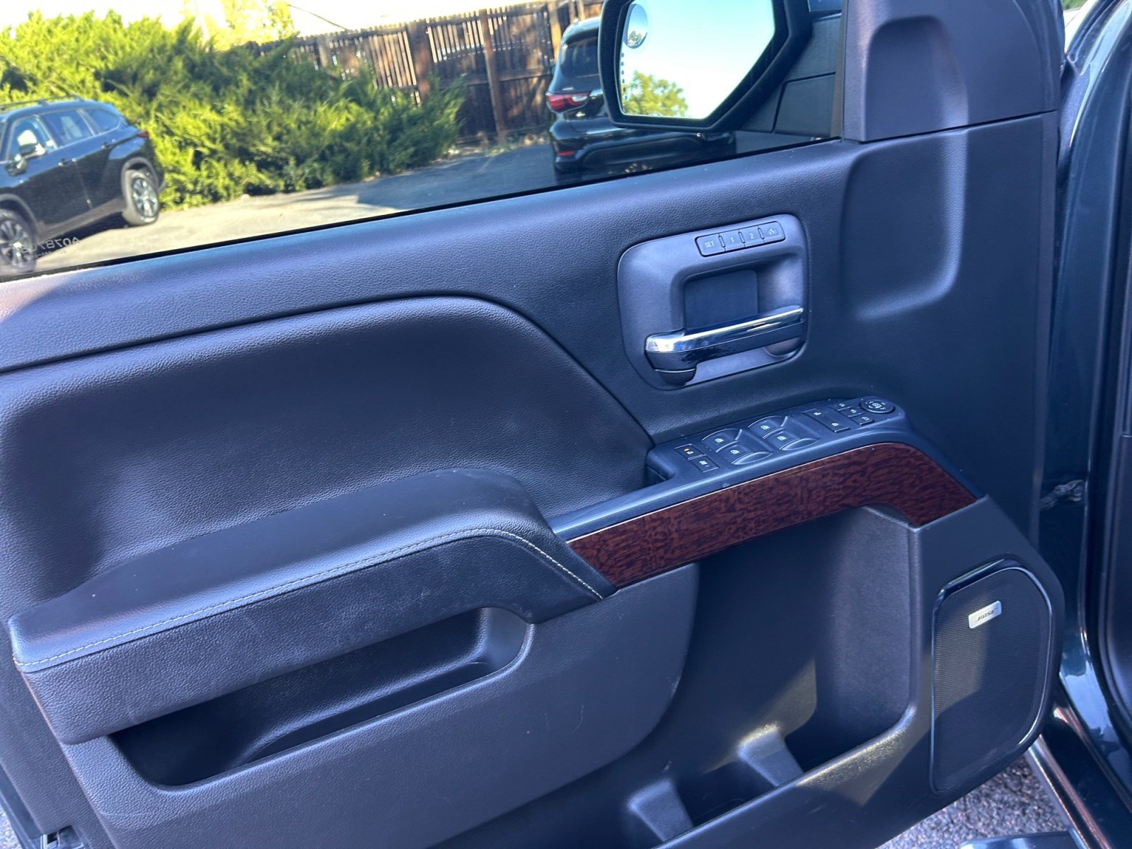 Used 2018 GMC Sierra 1500 SLT AWD/4WD image 13