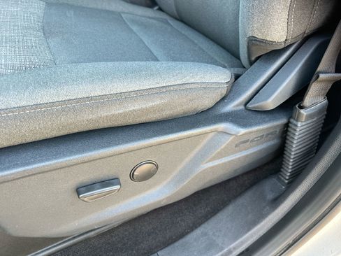 Used 2022 Ford F150 XLT image 17