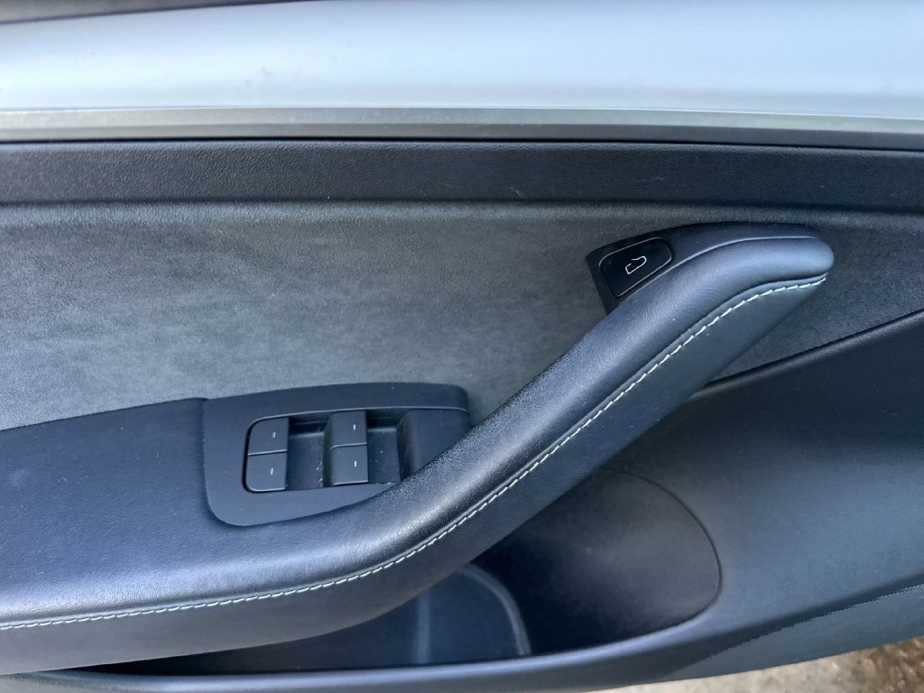 Used 2023 Tesla Model 3 Performance AWD/4WD image 11