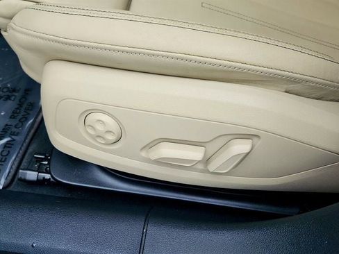 Used 2022 Audi A4 2.0T Premium Plus image 12