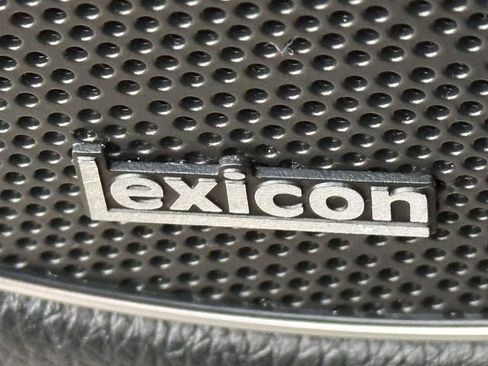 Used 2025 Genesis GV70 3.5T Sport w/ Sport Advanced Package image 26