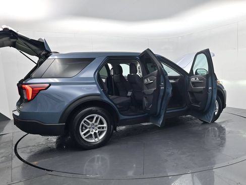 Used 2026 Ford Explorer Active AWD/4WD image 62
