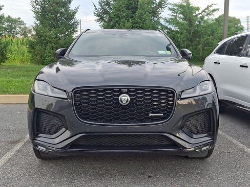 Used 2025 Jaguar F-PACE R-Dynamic S AWD/4WD image 5