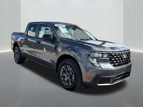 Used 2025 Ford Maverick XLT w/ XLT Luxury Package image 3