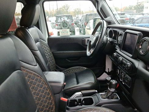 Certified 2021 Jeep Wrangler Unlimited Sahara image 11