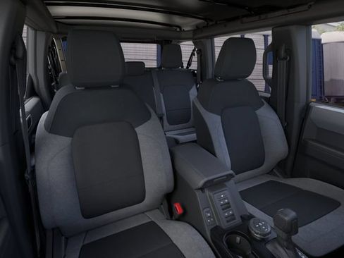 New 2026 Ford Bronco 4-Door AWD/4WD image 11