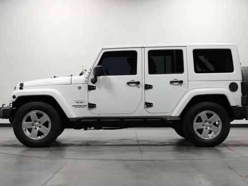Used 2012 Jeep Wrangler Unlimited Sahara w/ Mopar Chrome Edition Group image 7