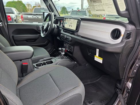 New 2026 Jeep Wrangler Unlimited Sport image 24