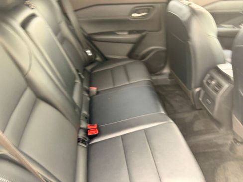 Certified 2023 Nissan Rogue SV w/ SV Premium Package FWD image 14