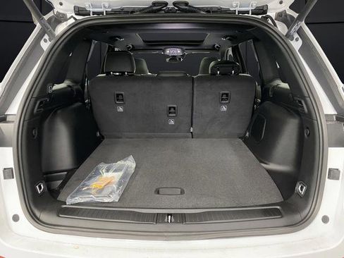 New 2026 Jeep Grand Cherokee Limited image 15