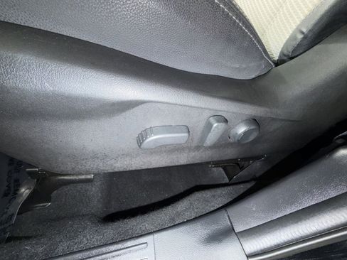 Used 2020 Subaru Forester Premium image 14