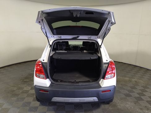 Used 2015 Chevrolet Trax LTZ FWD image 29