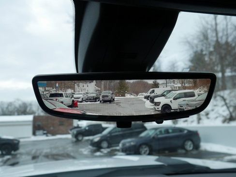 Used 2023 Chevrolet Silverado 2500 High Country w/ Technology Package image 16