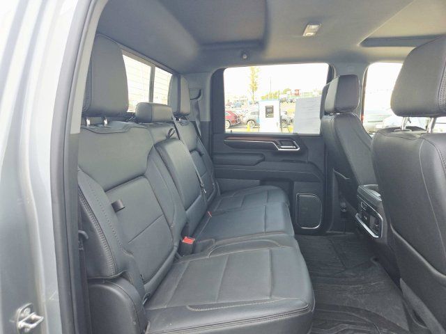 Used 2024 GMC Sierra 2500 Denali w/ Denali Reserve Package AWD/4WD image 17