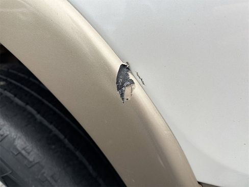 Used 2012 Ford F150 Lariat w/ Lariat Chrome Pkg image 35